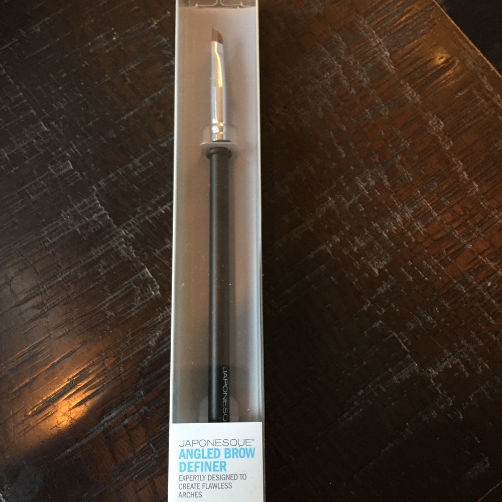Japonesque Angled Brow Definer Makeup Brush
